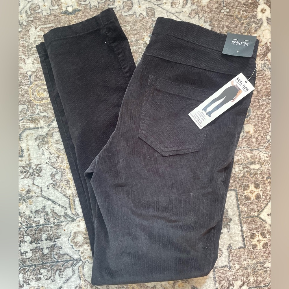 Kenneth Cole Corduroy Pants – Black – Size 8 – NWT